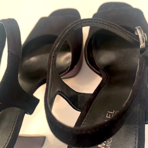 Michael Kors, suede platform open toe heels - Picture 5 of 5